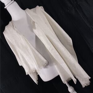 NWT! MARCUS ADLER NEW YORK! SILVER EMBROIDERED CREAM SCARF, WRAP, LARGE!